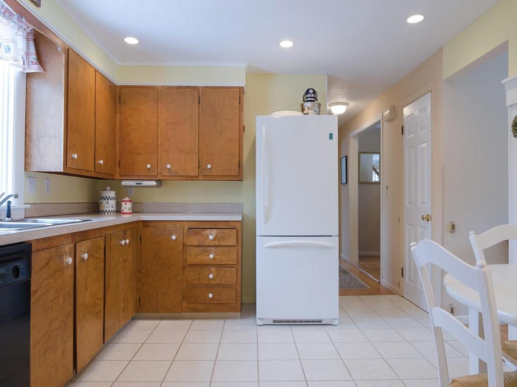 114 Fowler Road Cape Elizabeth, ME 04107 - Photo 5 of 29 Photo
