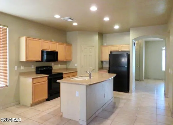 $2,295 | 7236 East Melrose Street, Mesa, AZ 85207