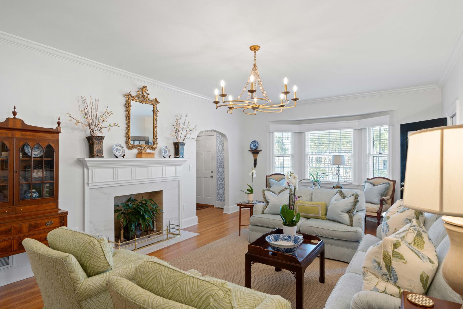 38 Barre Street Charleston, SC 29401 - Photo 12 of 64 8