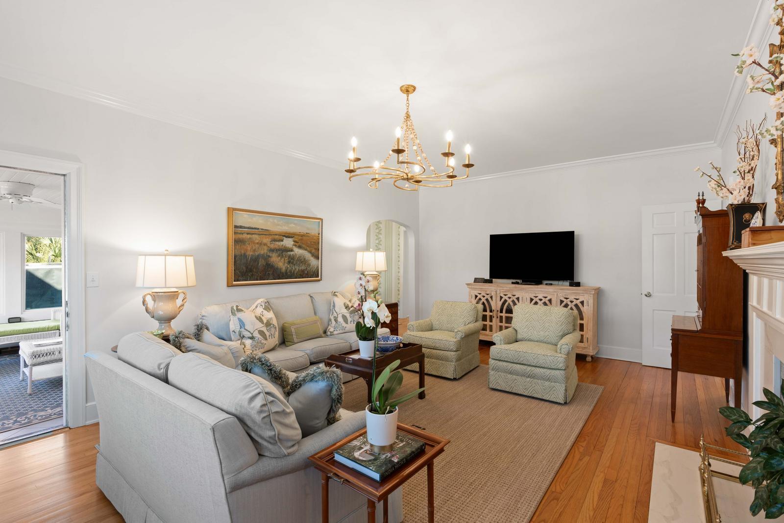 38 Barre Street Charleston, SC 29401 - Photo 13 of 64 7