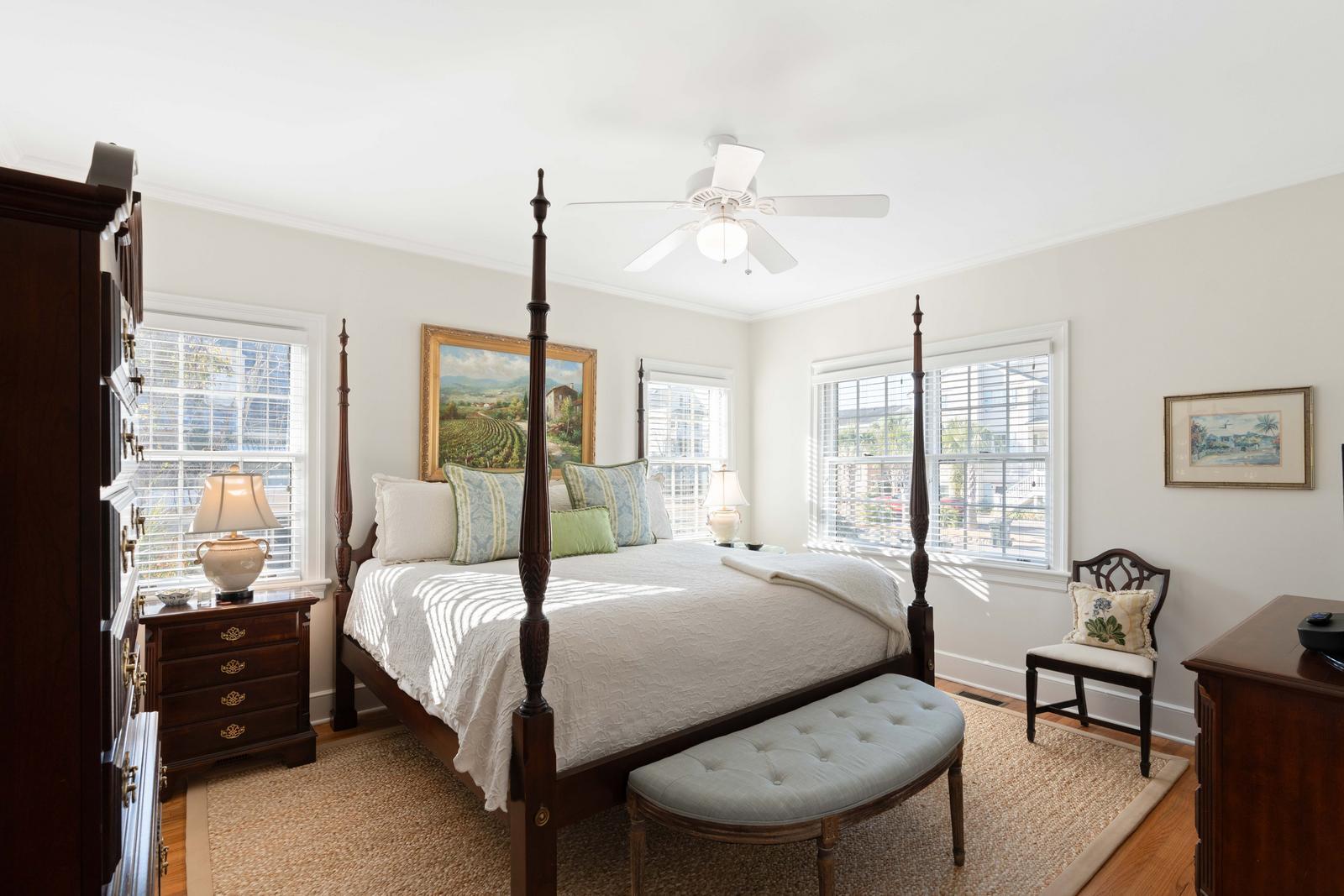 38 Barre Street Charleston, SC 29401 - Photo 31 of 64 25