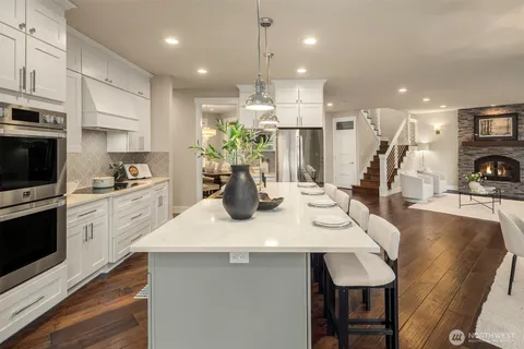 $1,295,000 | 12817 219th Place Southeast, Snohomish, WA 98296