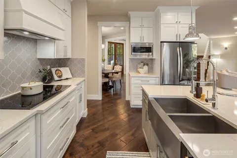 $1,295,000 | 12817 219th Place Southeast, Snohomish, WA 98296