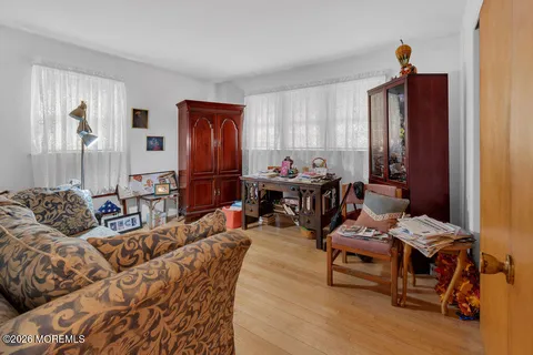 $460,000 | 78 Nautilus Street, Beachwood, NJ 08722