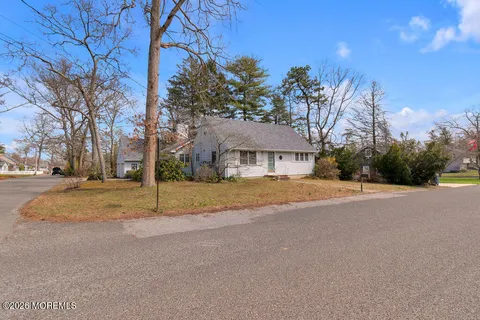 $460,000 | 78 Nautilus Street, Beachwood, NJ 08722