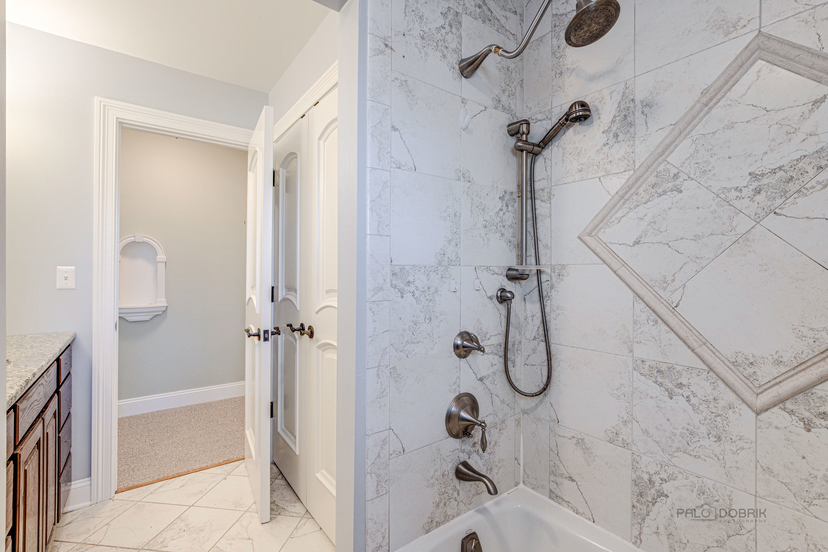 511 Alexander Boulevard Elmhurst, IL 60126 - Photo 23 of 38 a bathroom with a shower