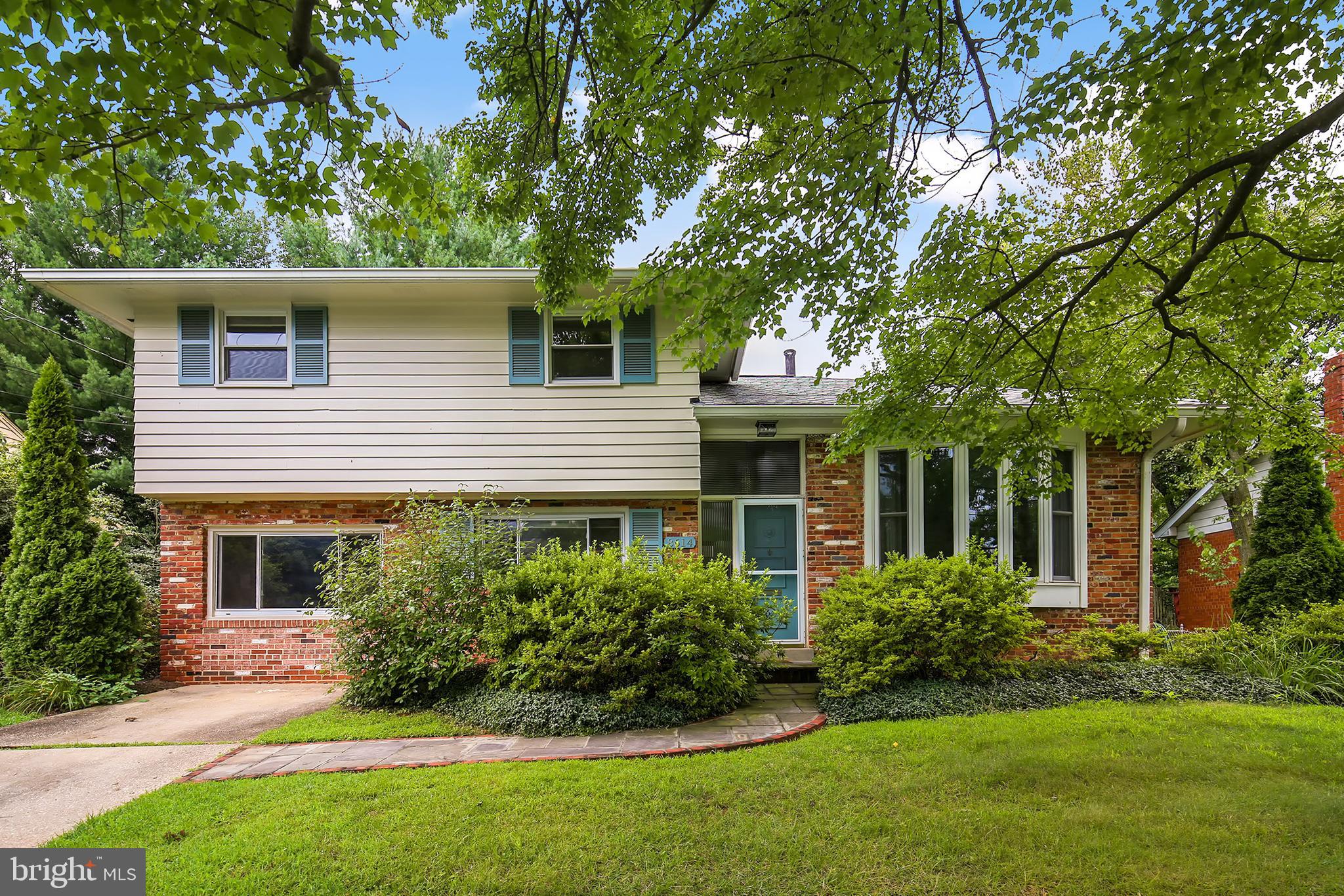 8614 Rayburn Road Bethesda, MD 20817 - Photo 2 of 38