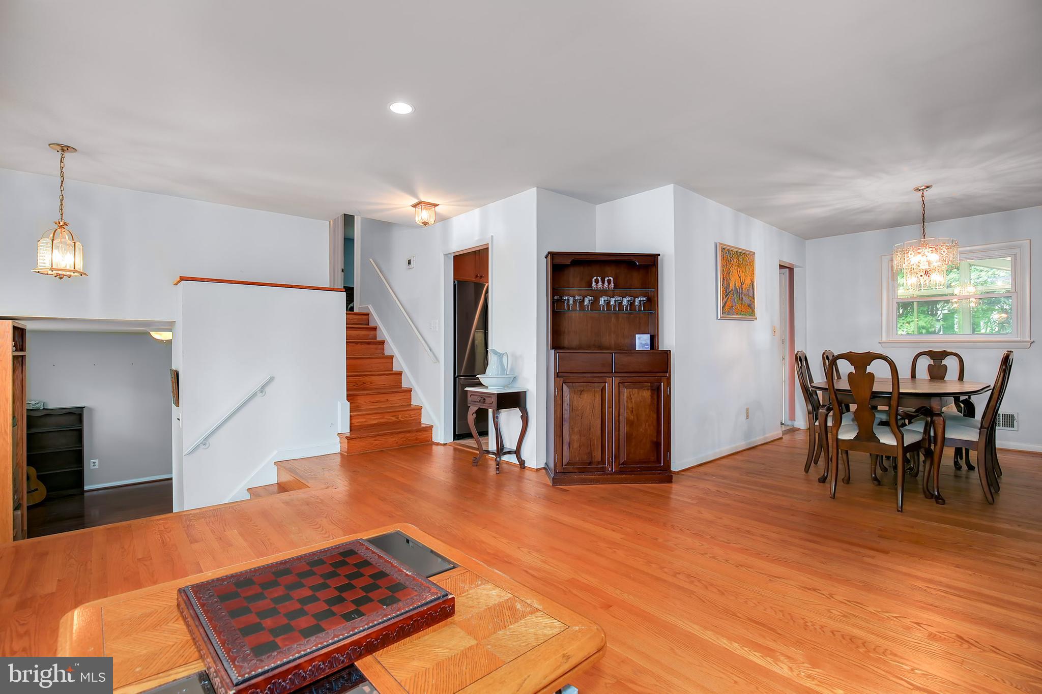 8614 Rayburn Road Bethesda, MD 20817 - Photo 18 of 38