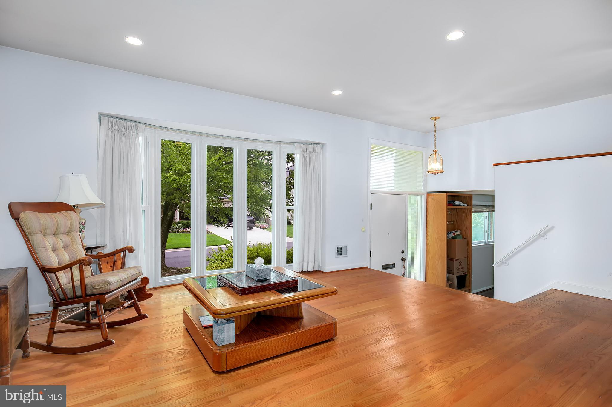 8614 Rayburn Road Bethesda, MD 20817 - Photo 19 of 38