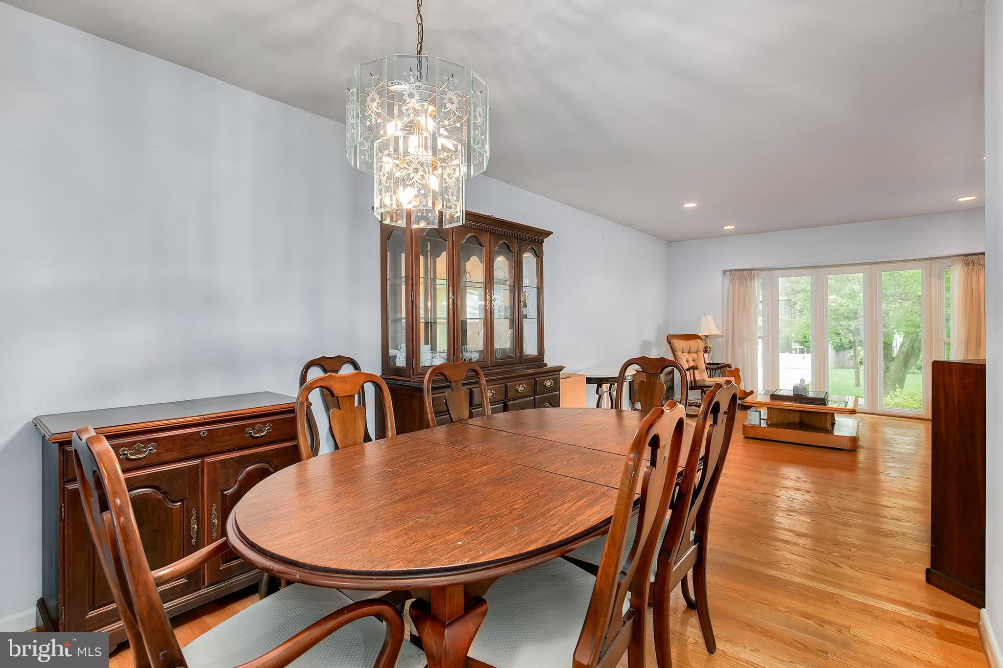 8614 Rayburn Road Bethesda, MD 20817 - Photo 21 of 38