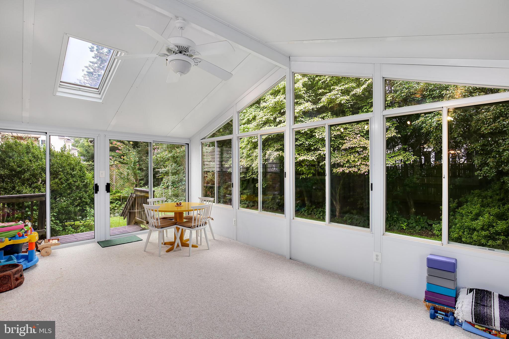 8614 Rayburn Road Bethesda, MD 20817 - Photo 25 of 38