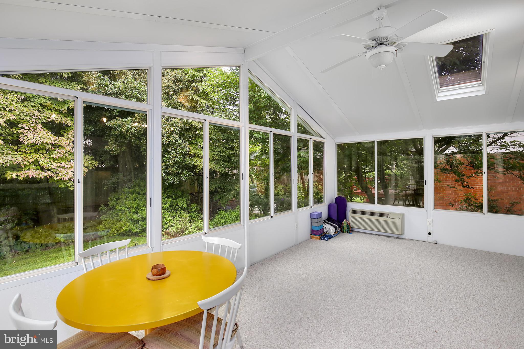 8614 Rayburn Road Bethesda, MD 20817 - Photo 27 of 38