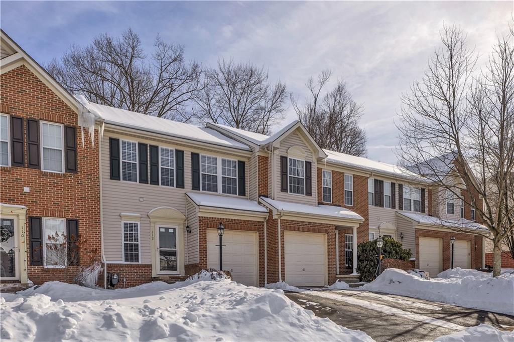 112 Southern Valley Court Mars, PA 16046 - Photo 2 of 35