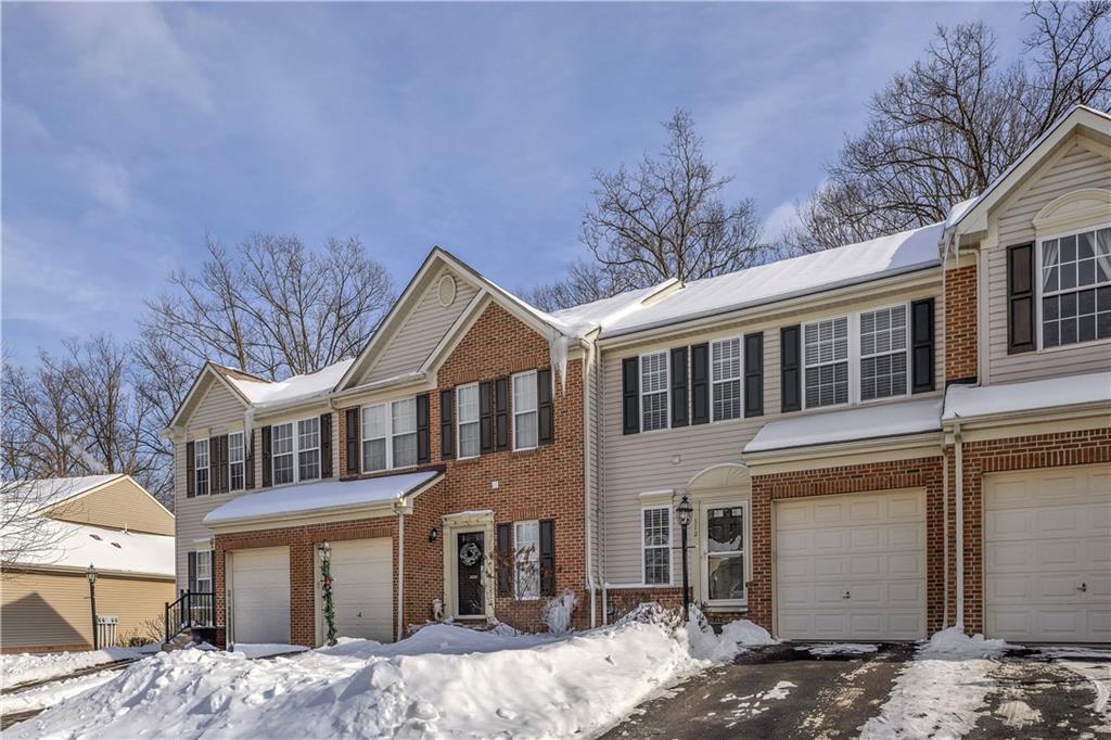 112 Southern Valley Court Mars, PA 16046 - Photo 3 of 35