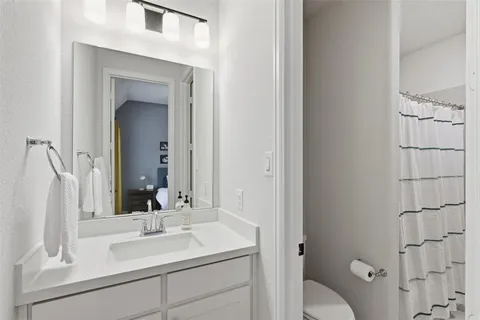 $625,000 | 192 Shoreview Drive, Rhome, TX 76078