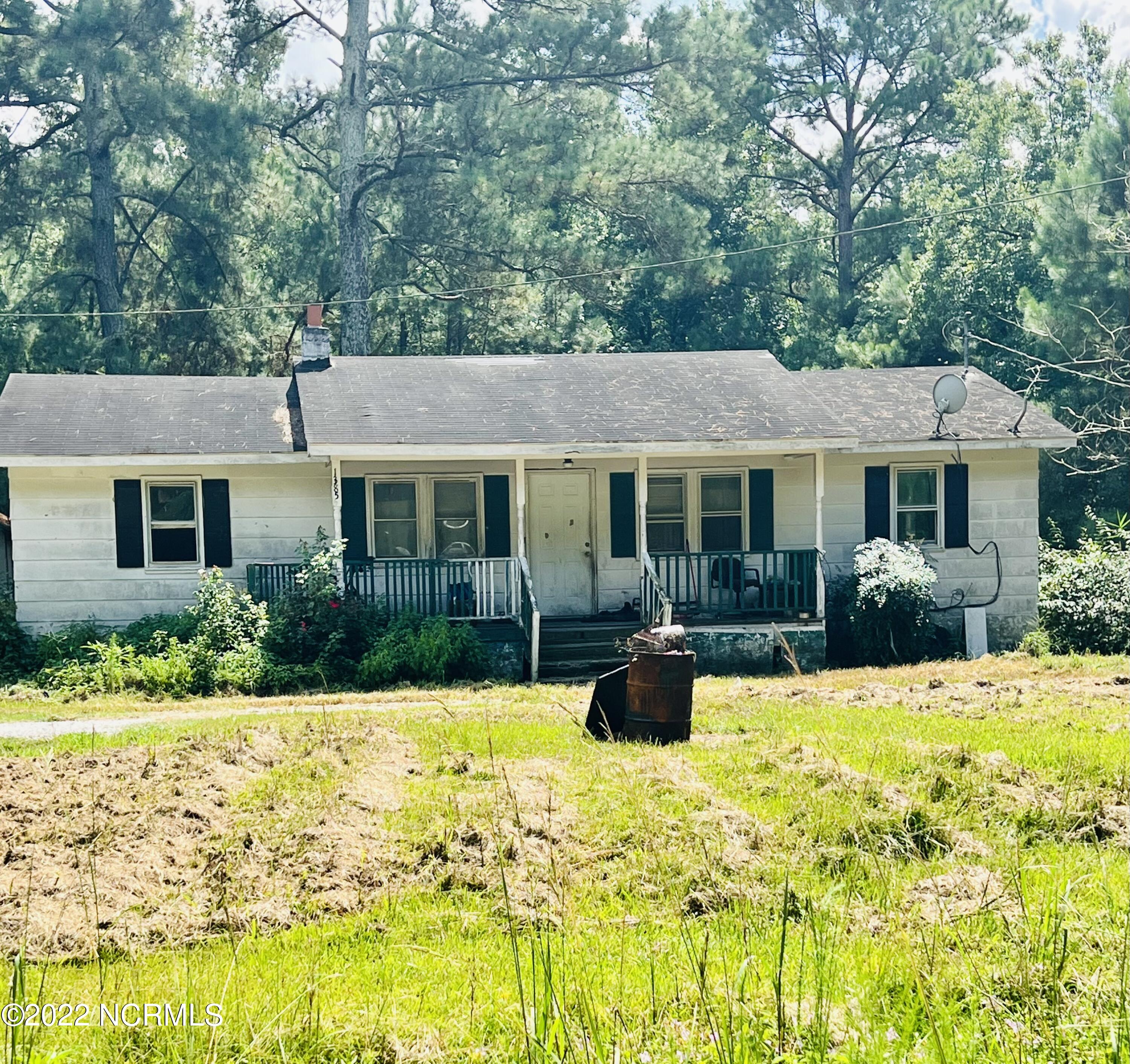 1385 Suttontown Road Kinston, NC 28504 - Photo 1 of 5 IMG-4523