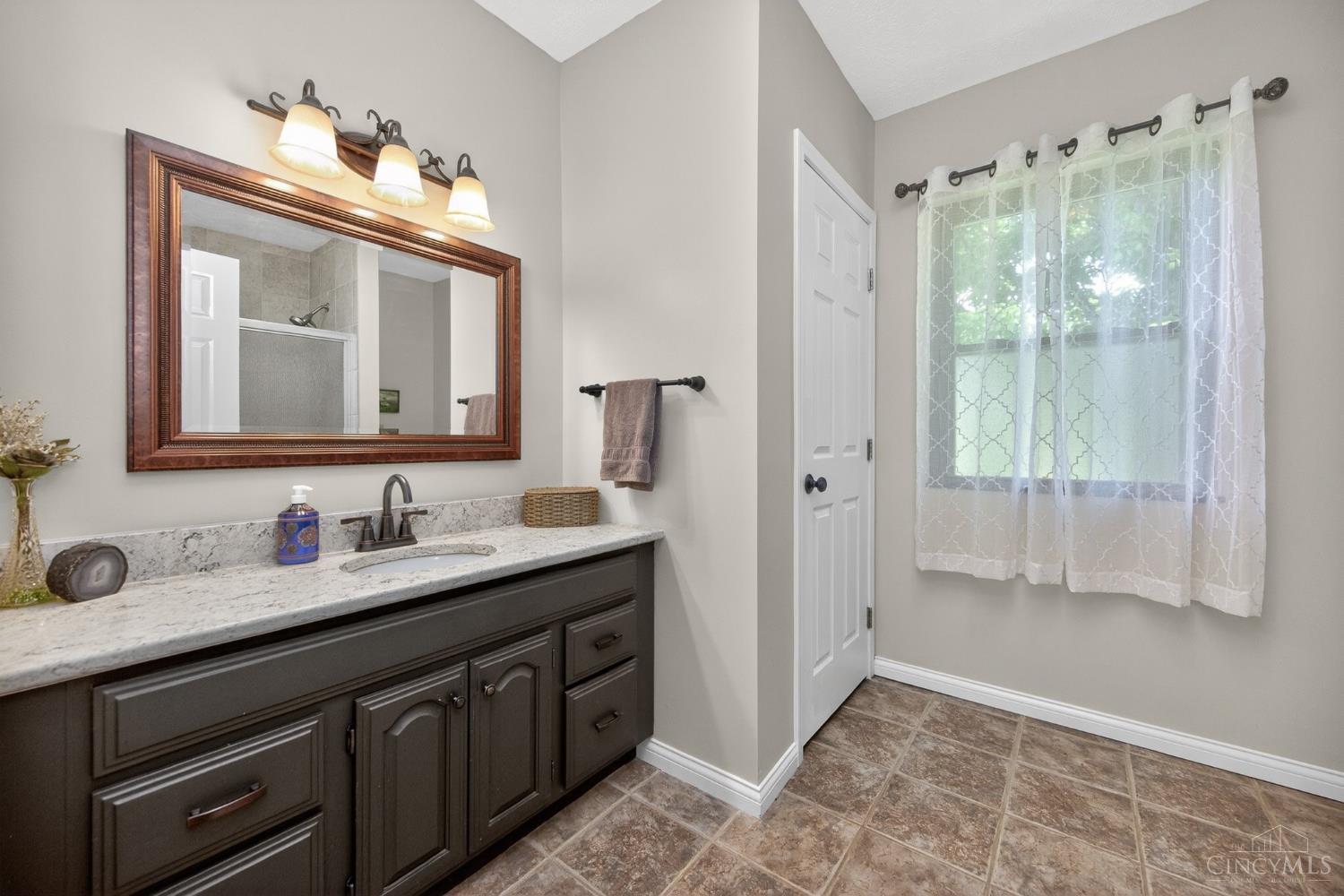 3706 Starling Road Bethel, OH 45106 - Photo 32 of 68 Gallery Image 32