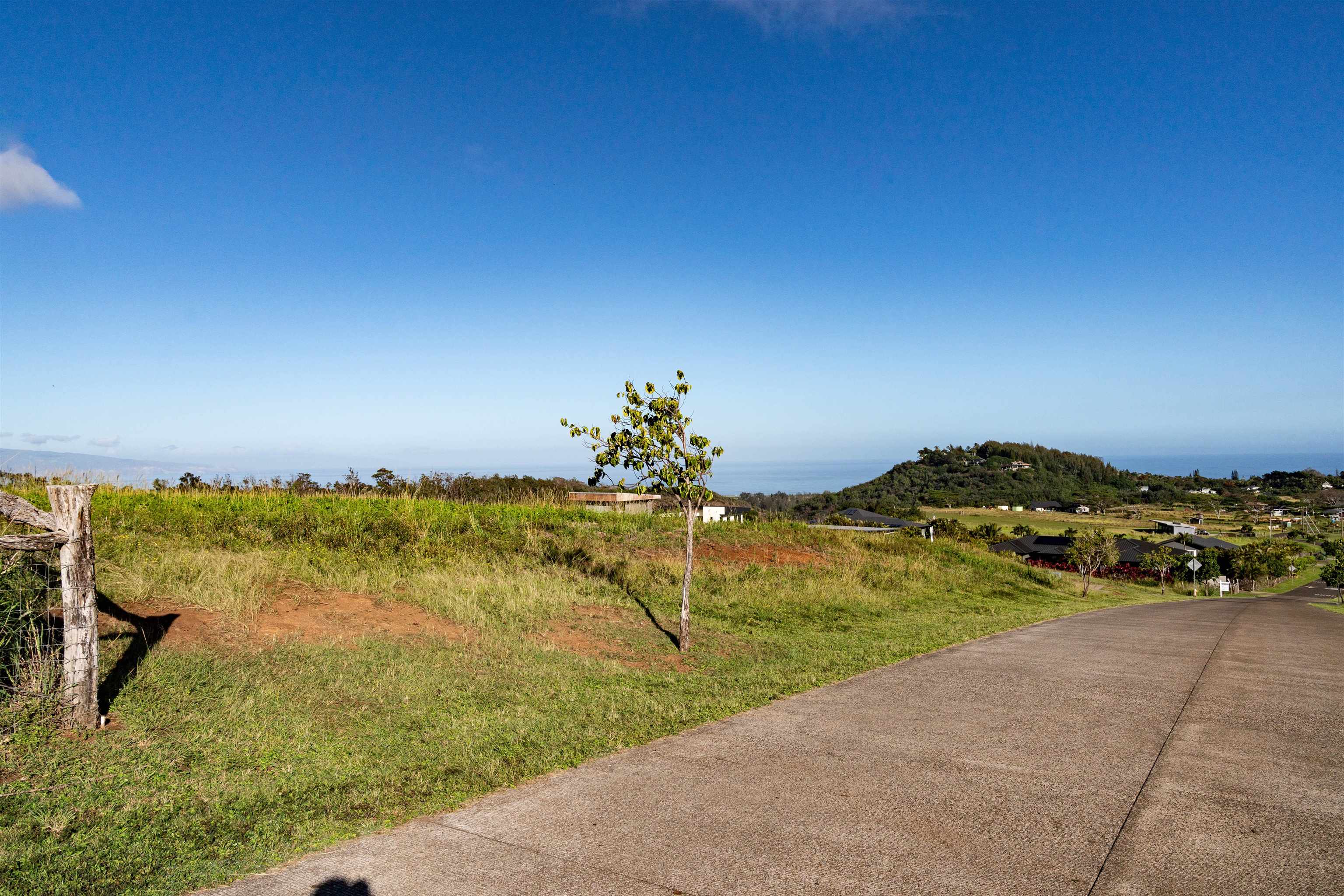 1022 Auwaha Place, Unit A Haiku, HI 96708 - Photo 19 of 26 a view of a lake
