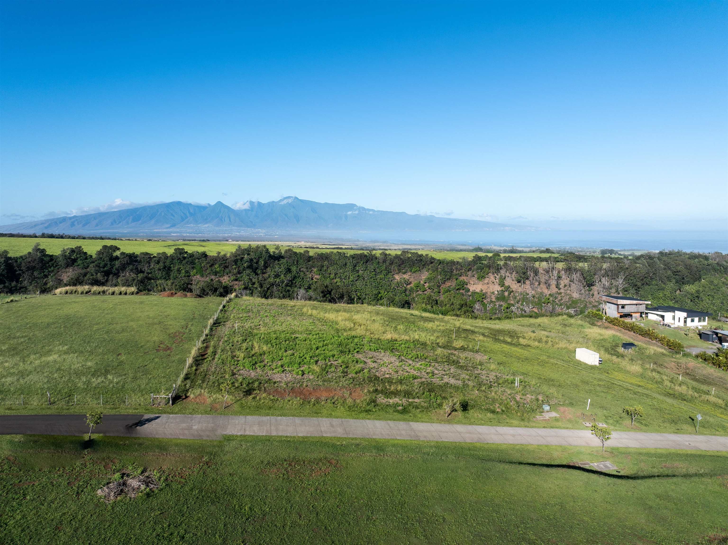 1022 Auwaha Place, Unit A Haiku, HI 96708 - Photo 6 of 26 a view of a city with a lake