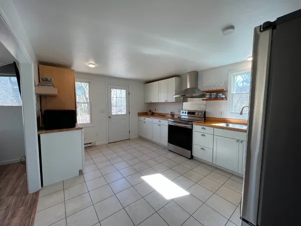 $1,295,000 | 1 Dodgers Hole Road, Edgartown, MA 02539