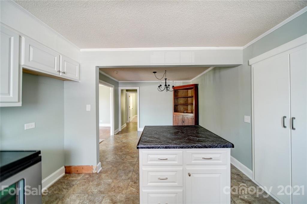 318 Mariposa Road Stanley, NC 28164 - Photo 10 of 18 Gallery Image 10
