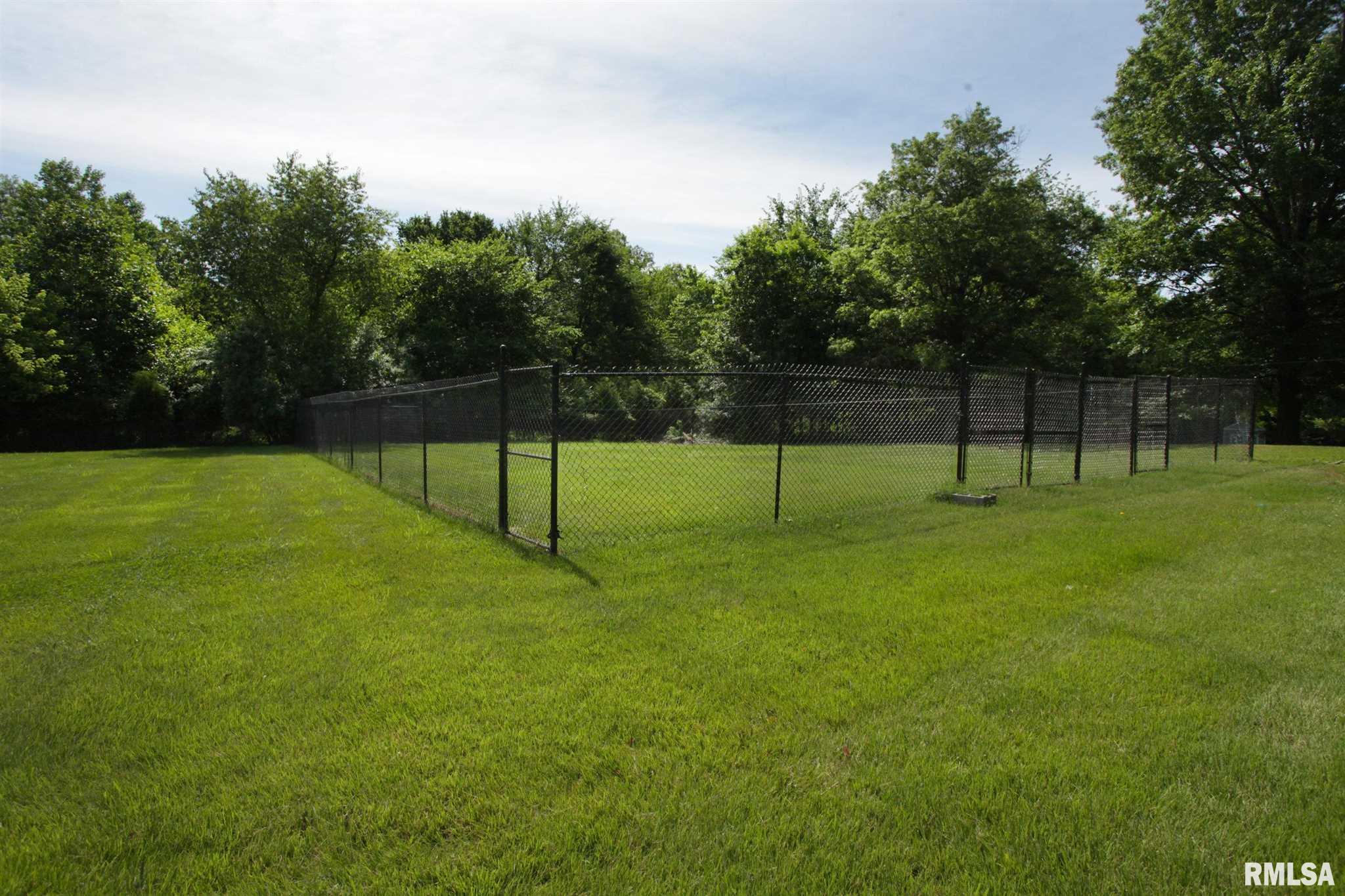 6430 Roberts Road Marion, IL 62959 - Photo 36 of 37 Gallery Image 36