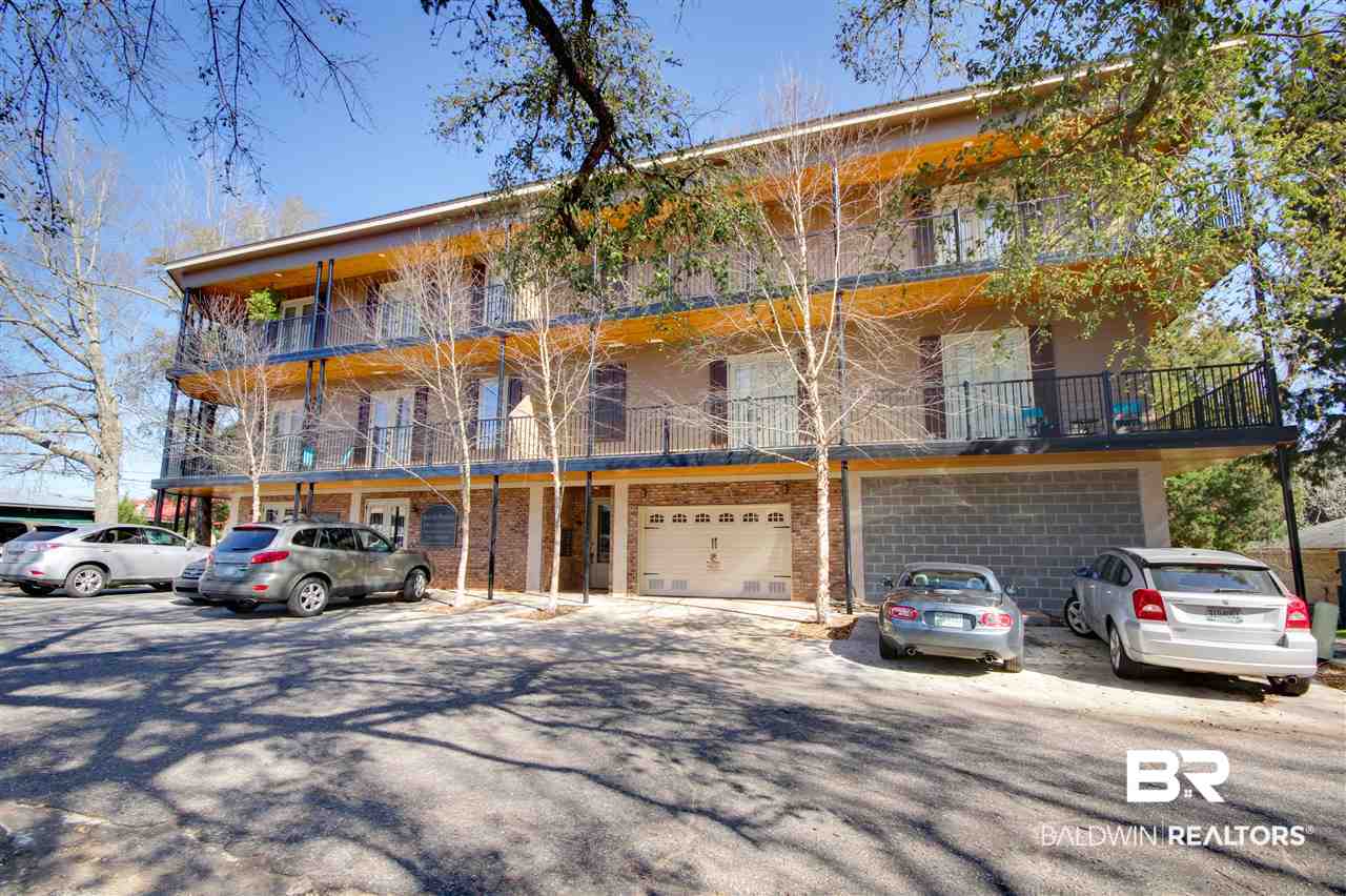 100 North Bancroft Street, Unit C1 Fairhope, AL 36532 - Photo 6 of 48