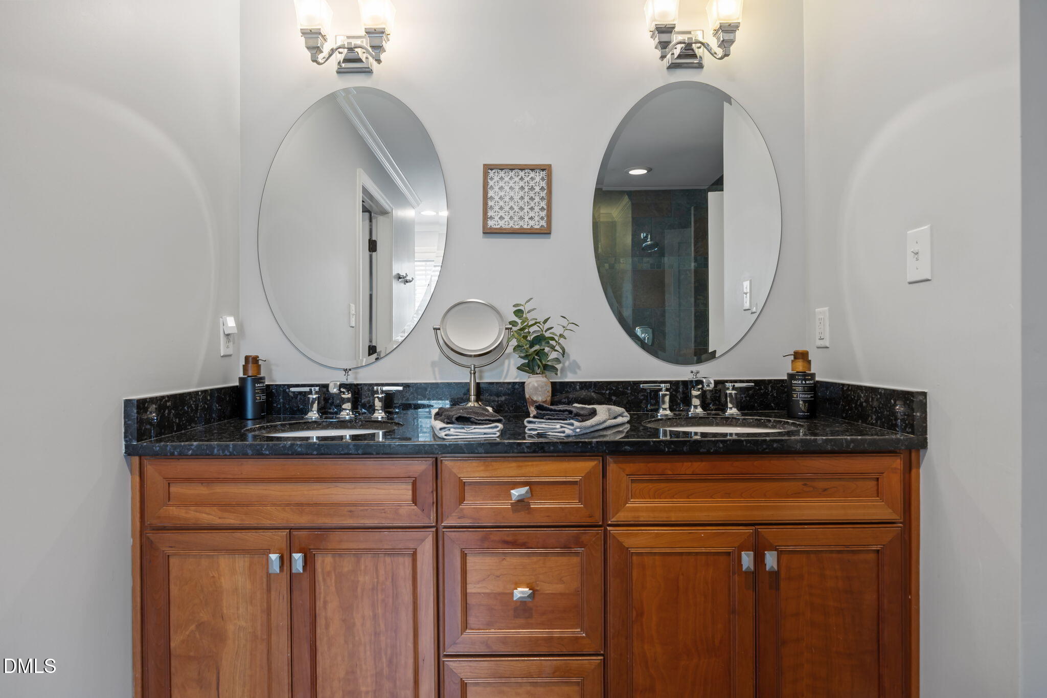 1802 Pineview Street Raleigh, NC 27608 - Photo 29 of 42 36-web-or-mls-IMG_6742