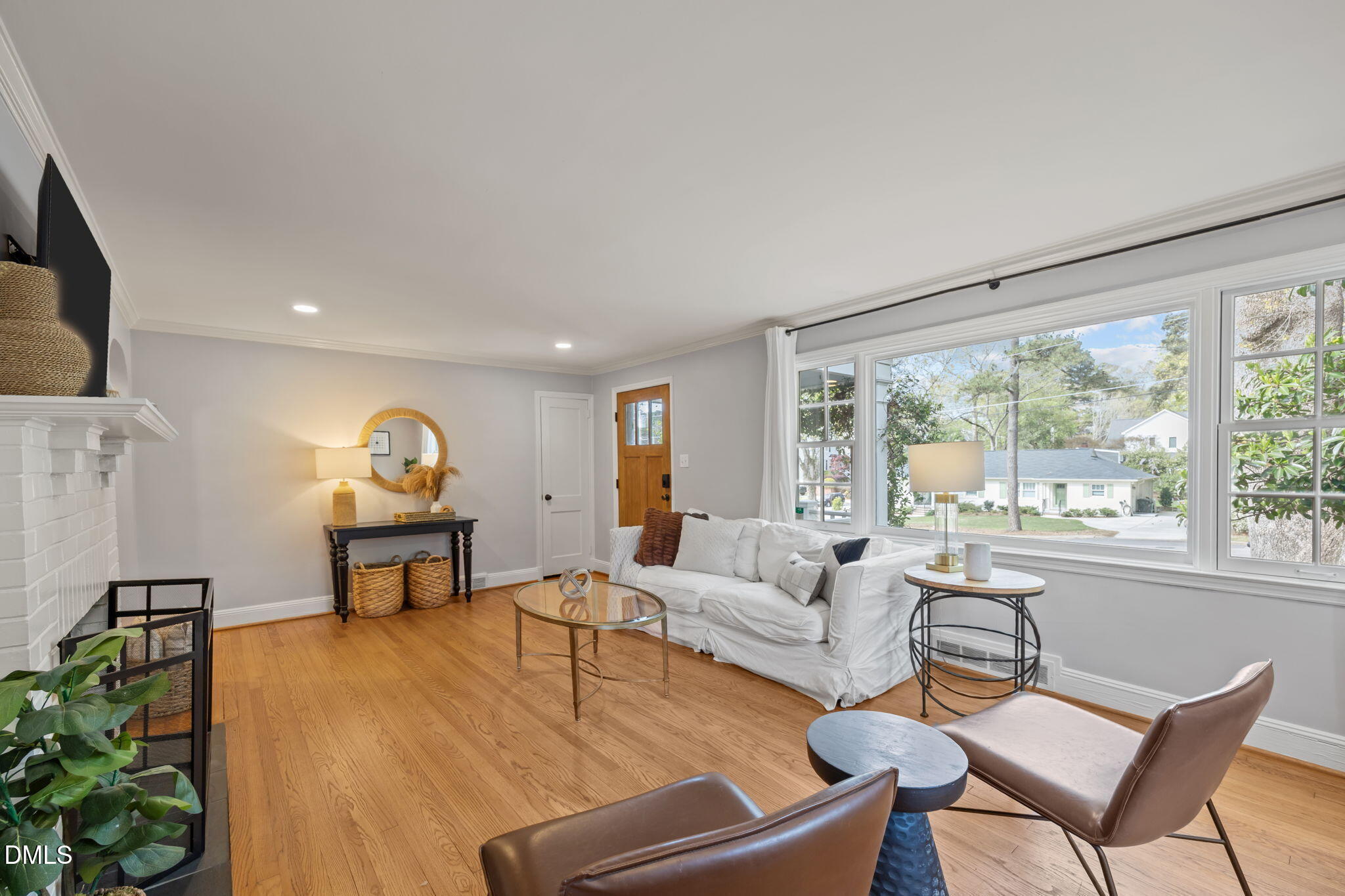 1802 Pineview Street Raleigh, NC 27608 - Photo 5 of 42 12-web-or-mls-IMG_6670