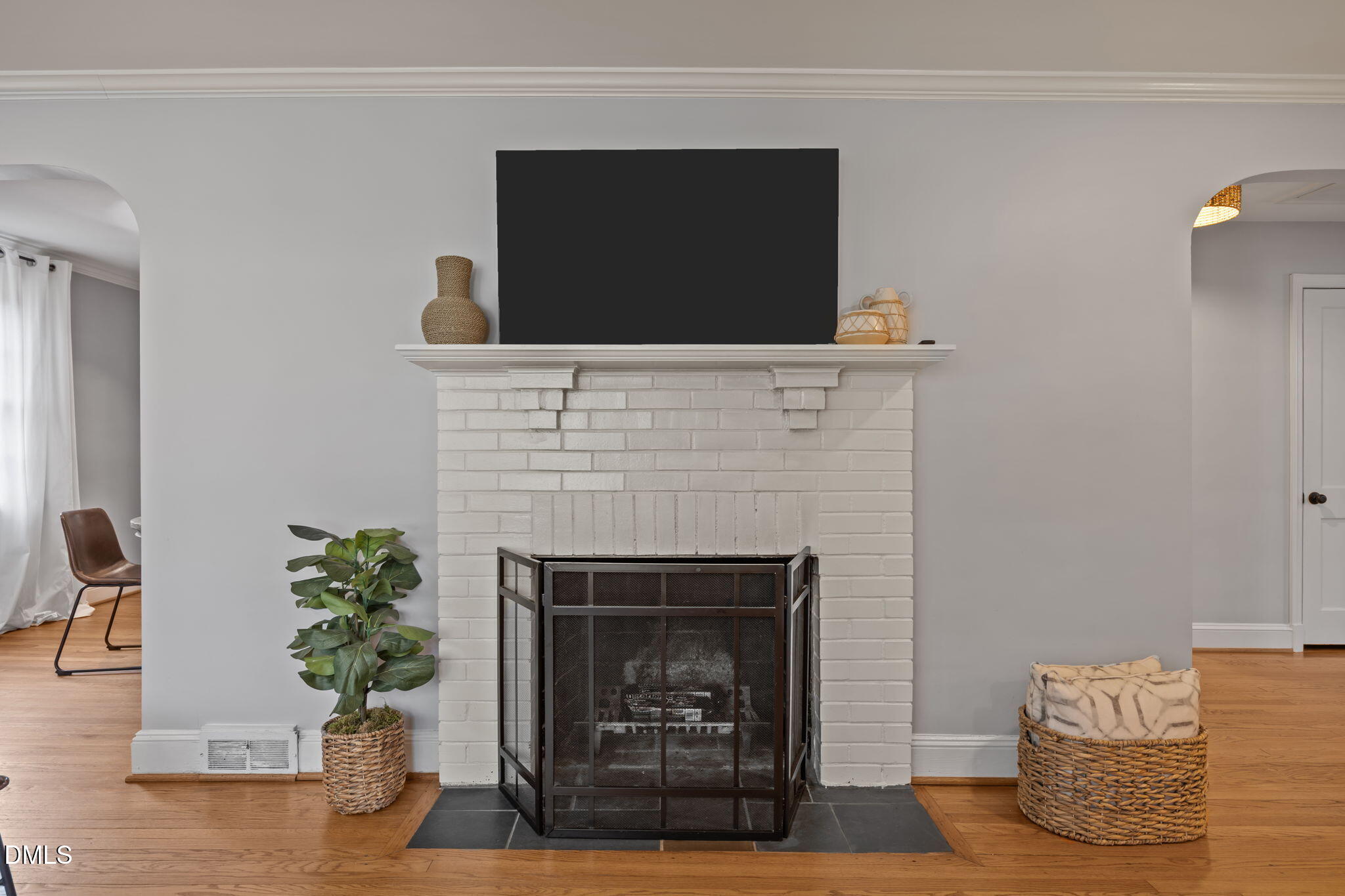 1802 Pineview Street Raleigh, NC 27608 - Photo 8 of 42 15-web-or-mls-IMG_6679