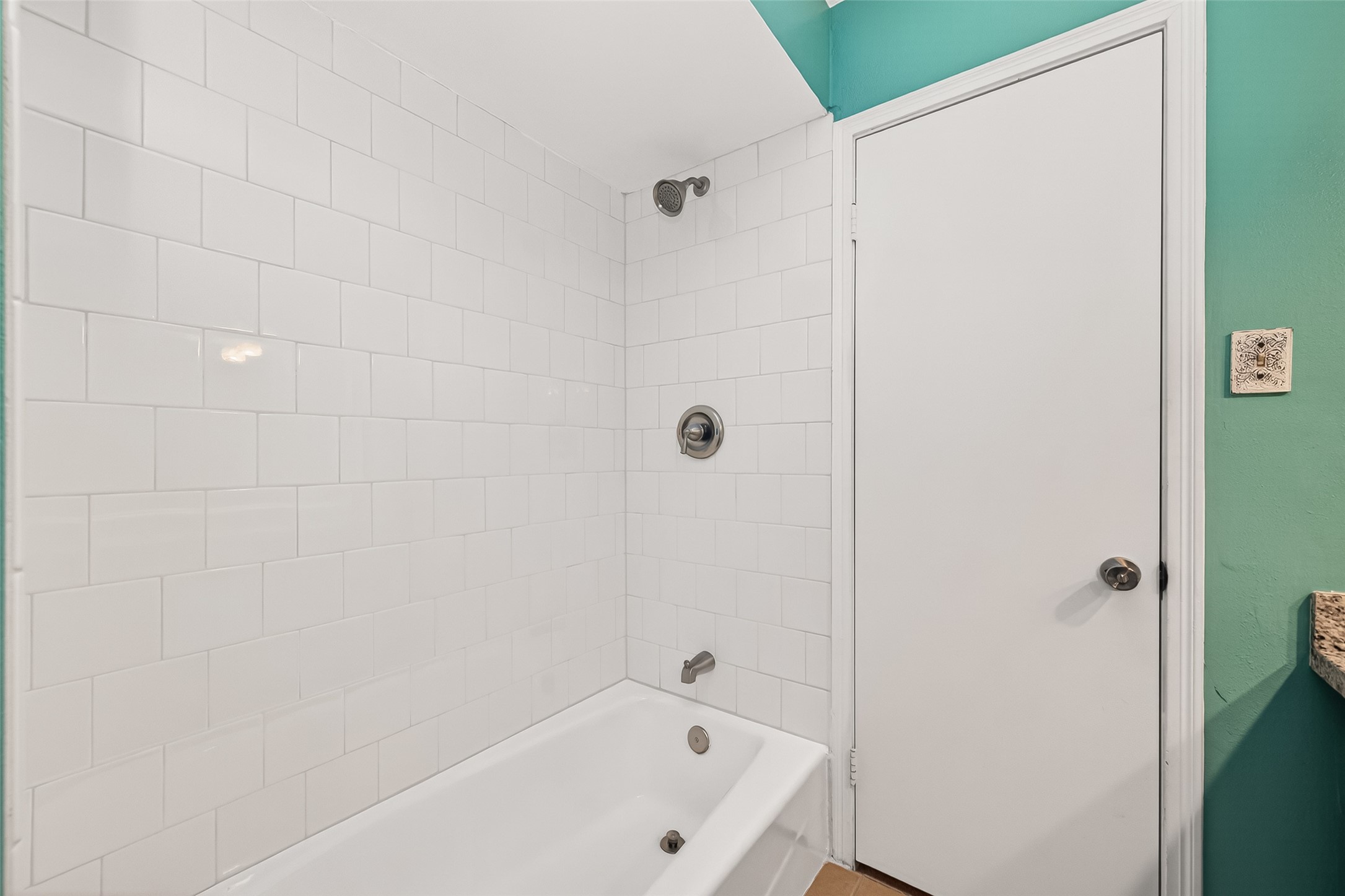 17810 Abby Lane Spring, TX 77379 - Photo 34 of 50 bathroom with refinished tub