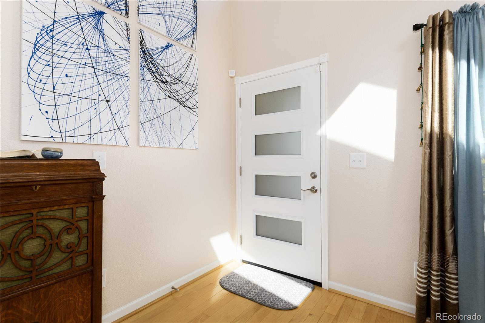 6426 Nassau Court Highlands Ranch, CO 80130 - Photo 4 of 49