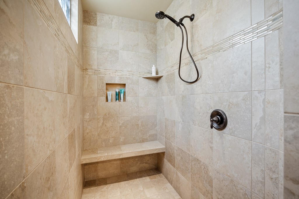 2065 Toscano Way Kerrville, TX 78028 - Photo 22 of 39