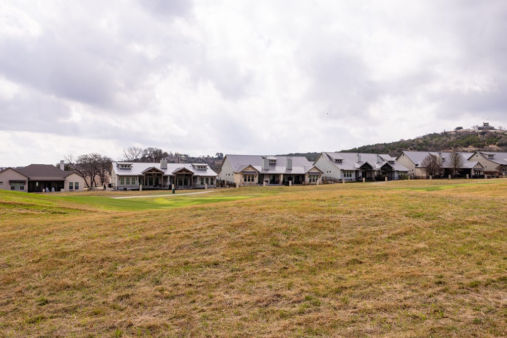 2065 Toscano Way Kerrville, TX 78028 - Photo 37 of 39