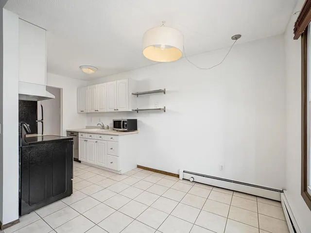 $110,000 | 4600 Cedar Lake Road South, Unit 6, Minneapolis, MN 55416