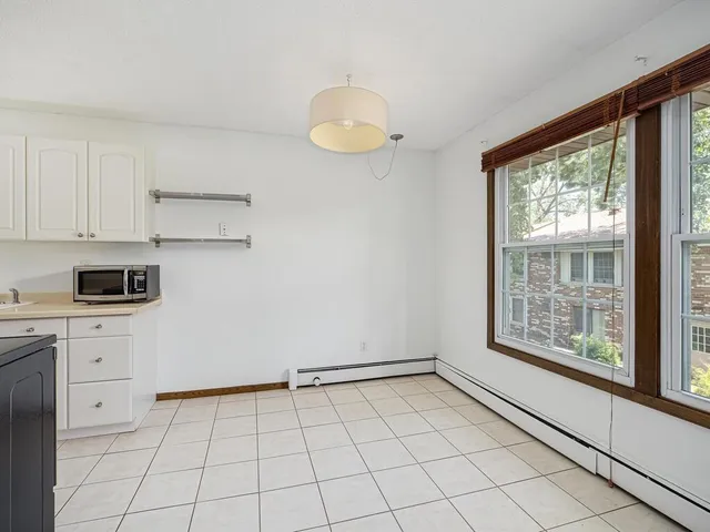 $110,000 | 4600 Cedar Lake Road South, Unit 6, Minneapolis, MN 55416