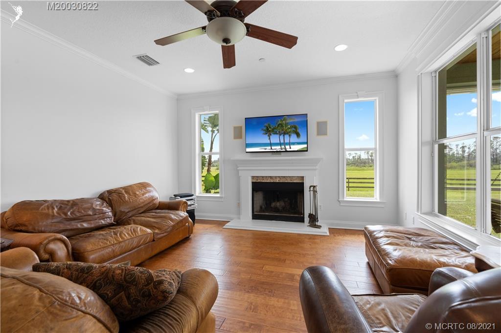 2689 Southwest Trailside Path Stuart, FL 34997 - Photo 12 of 59