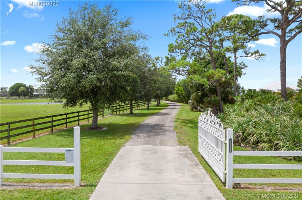 2689 Southwest Trailside Path Stuart, FL 34997 - Photo 4 of 59