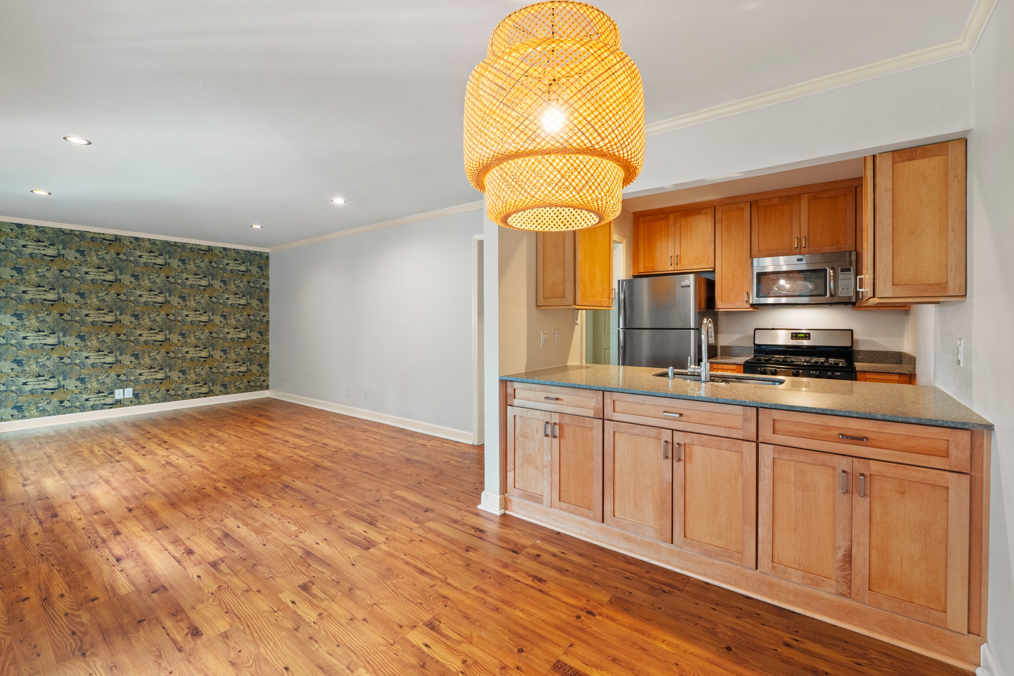 1210 Windsor Road, Unit 220 Austin, TX 78703 - Photo 8 of 32