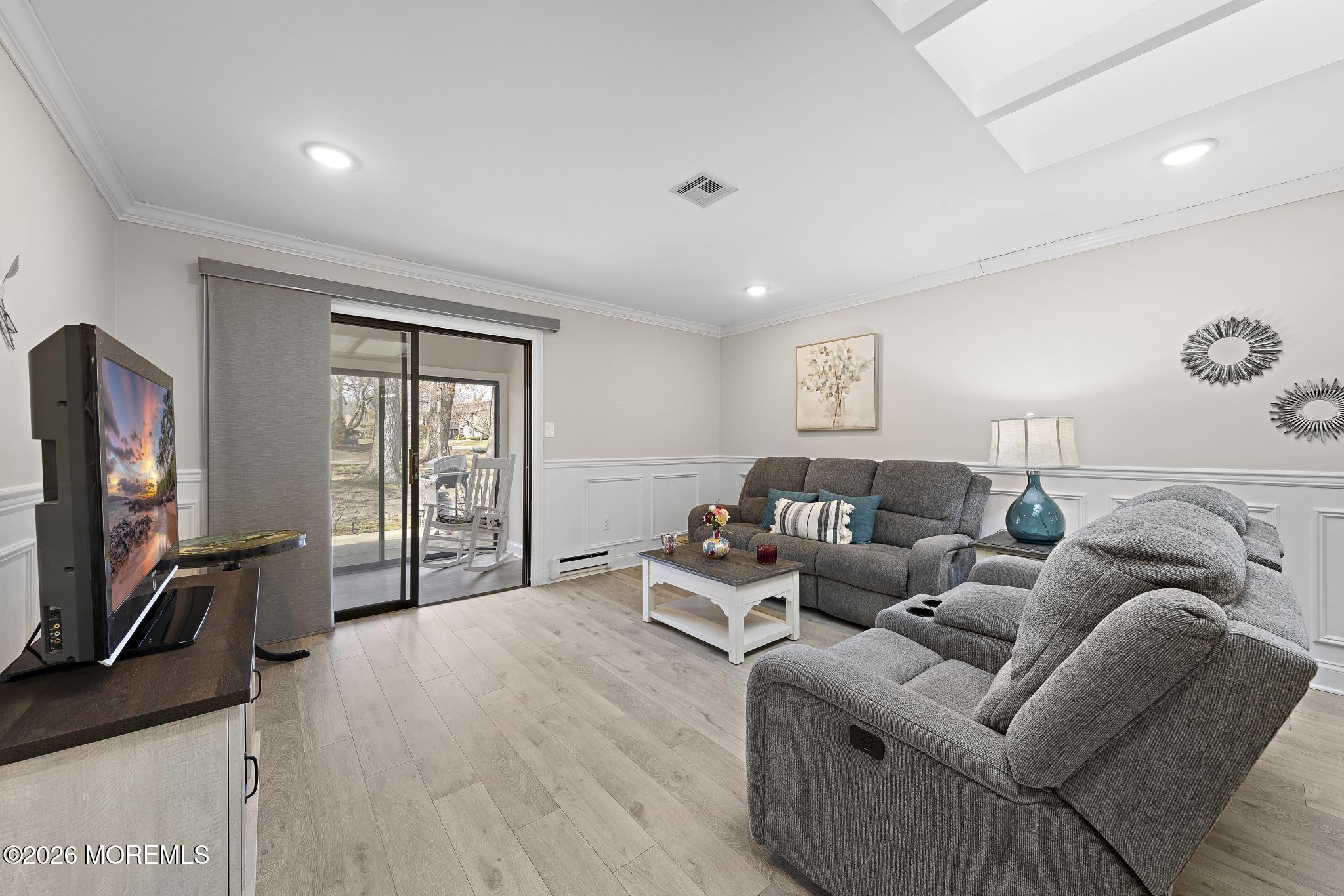 7 Manchester Court Red Bank, NJ 07701 - Photo 15 of 34 7 Manchester Ct (8)