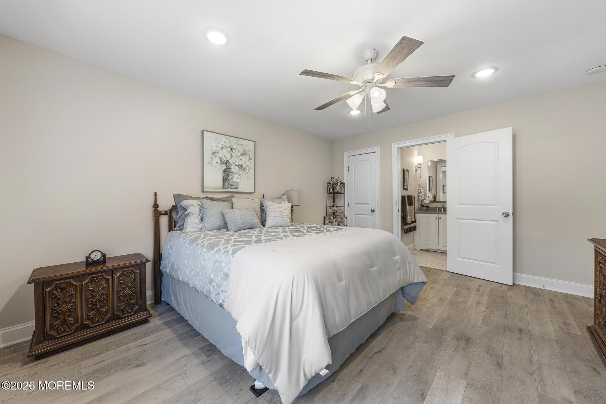 7 Manchester Court Red Bank, NJ 07701 - Photo 18 of 34 7 Manchester Ct (27)