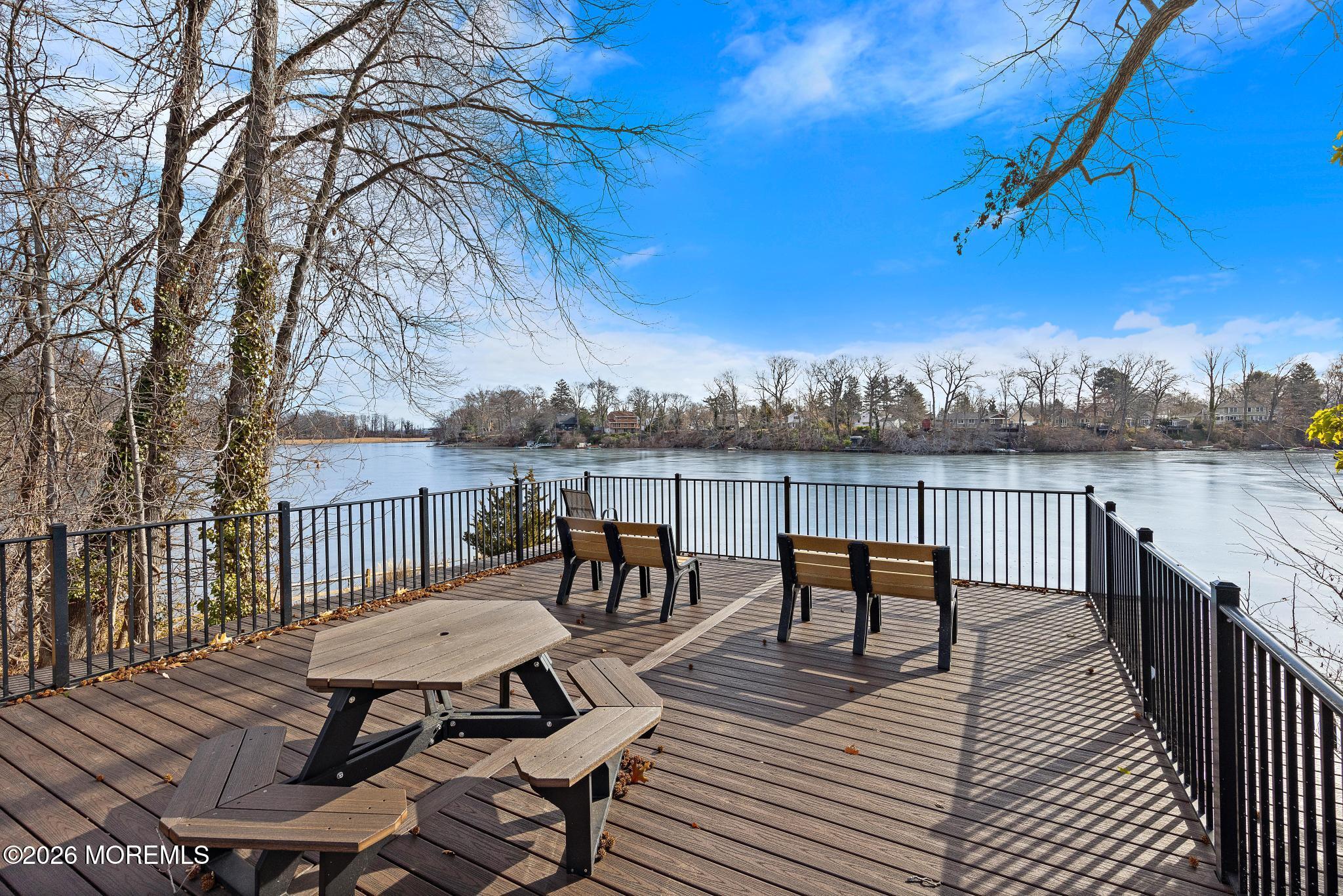 7 Manchester Court Red Bank, NJ 07701 - Photo 33 of 34 3Auburn-52