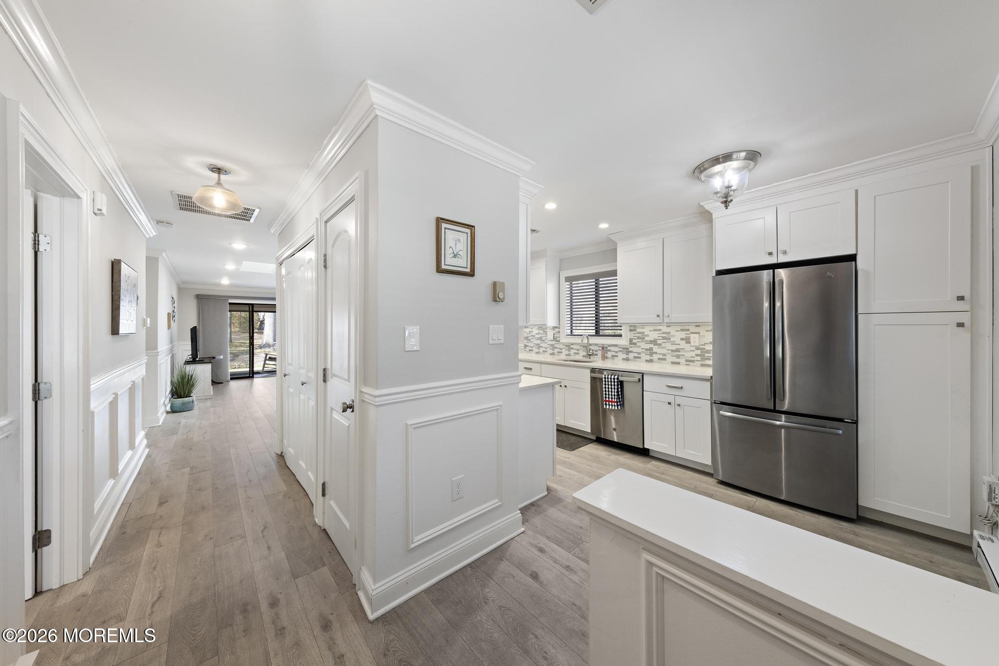 7 Manchester Court Red Bank, NJ 07701 - Photo 5 of 34 7 Manchester Ct (24)