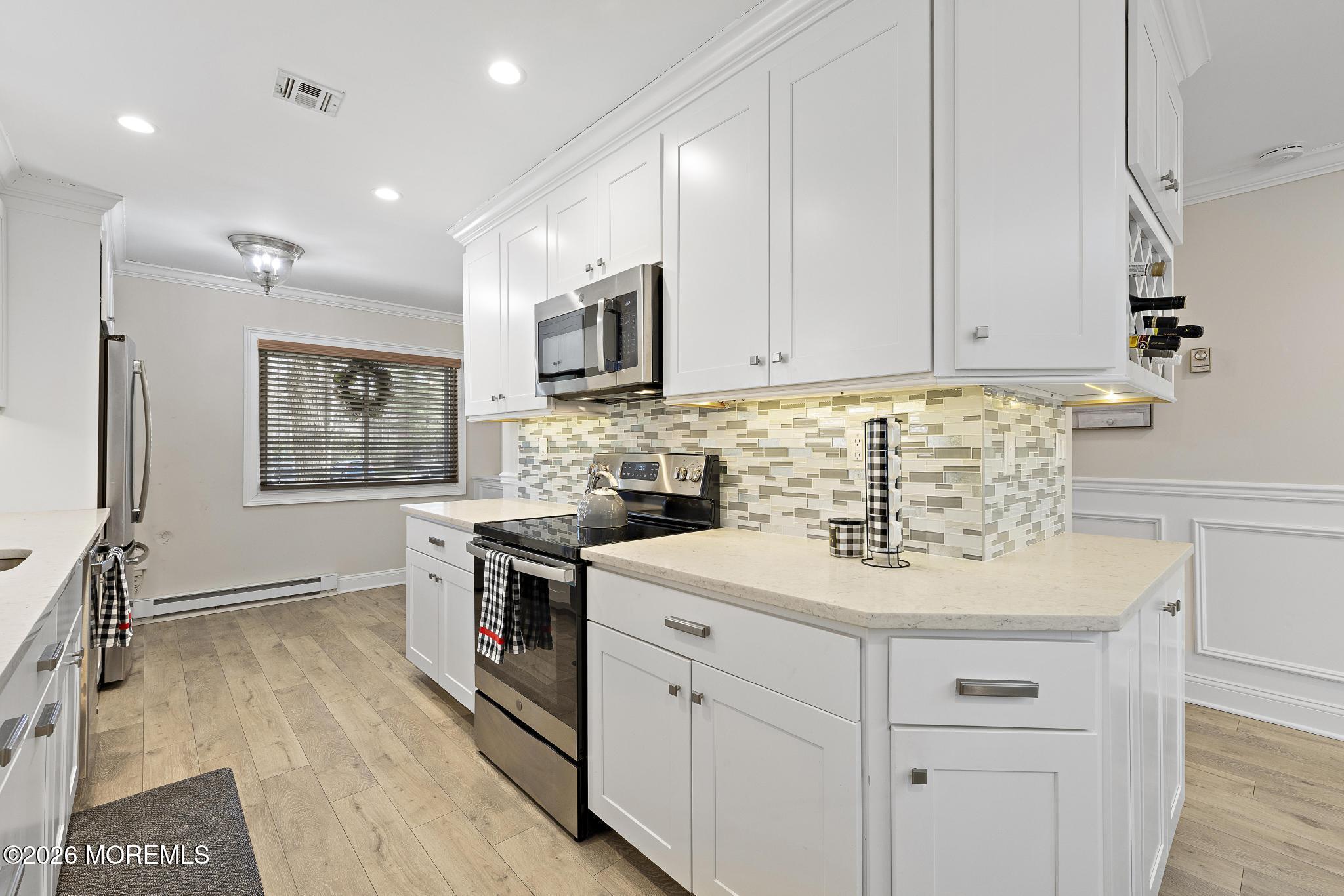 7 Manchester Court Red Bank, NJ 07701 - Photo 9 of 34 7 Manchester Ct (17)