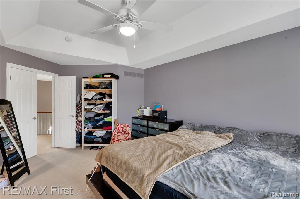 1012 Rochelle Park Drive Rochester Hills, MI 48309 - Photo 27 of 38