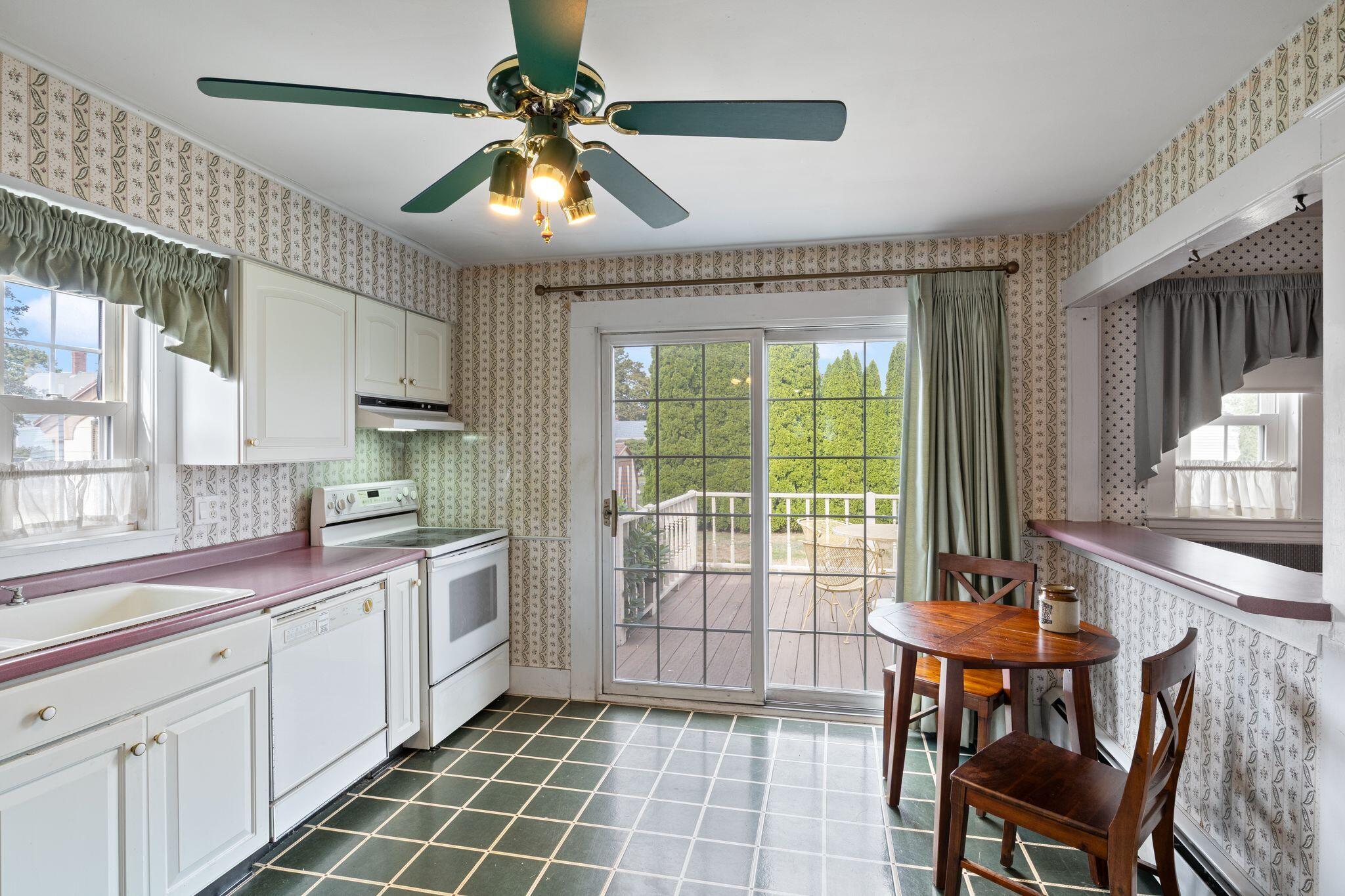 49 Harding Street Biddeford, ME 04005 - Photo 6 of 28 49_Harding_St_14