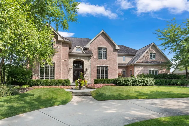 $1,599,000 | 14840 Creekside Path, Green Oaks, IL 60048