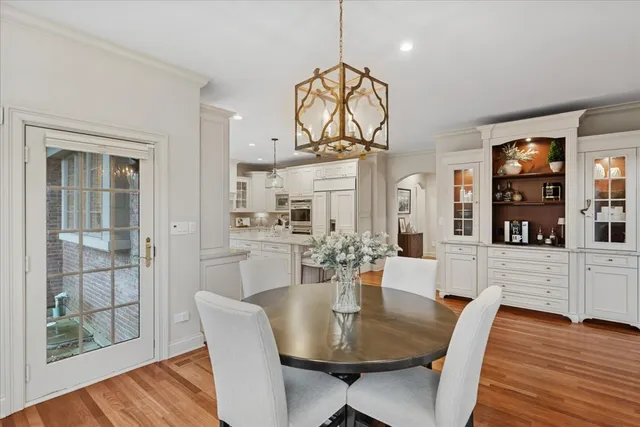 $1,599,000 | 14840 Creekside Path, Green Oaks, IL 60048