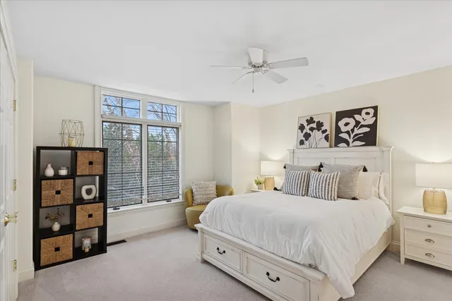 $1,599,000 | 14840 Creekside Path, Green Oaks, IL 60048