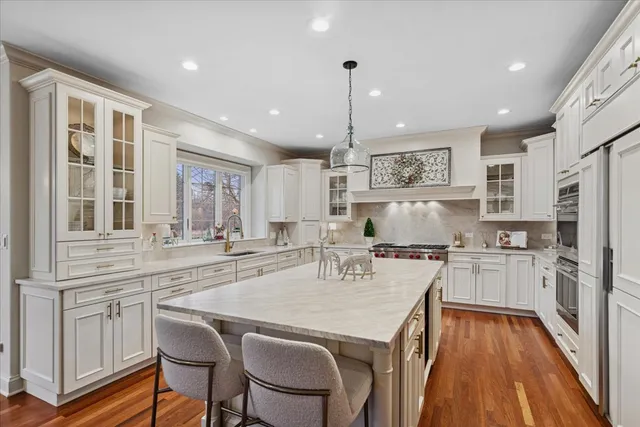 $1,599,000 | 14840 Creekside Path, Green Oaks, IL 60048